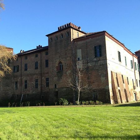 Castello Sannazzaro B&B Giarole Buitenkant foto