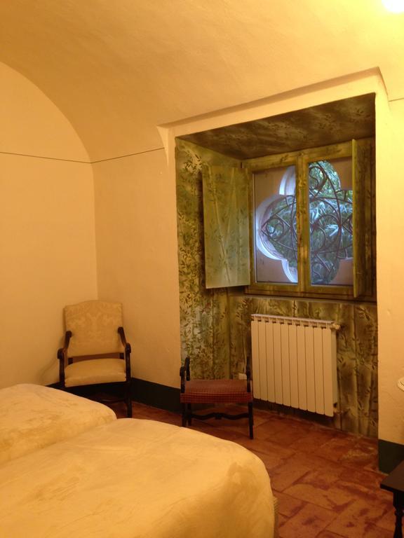 Castello Sannazzaro B&B Giarole Buitenkant foto